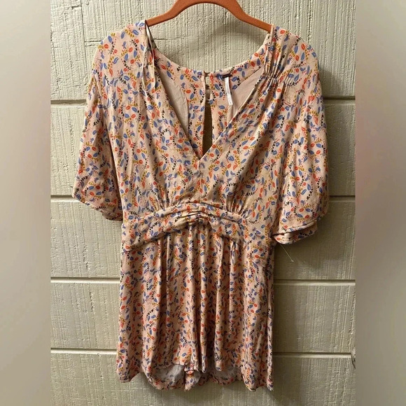 Free People Meet Virginia Romper in Pink Combo size 6 - Picture 2 of 6